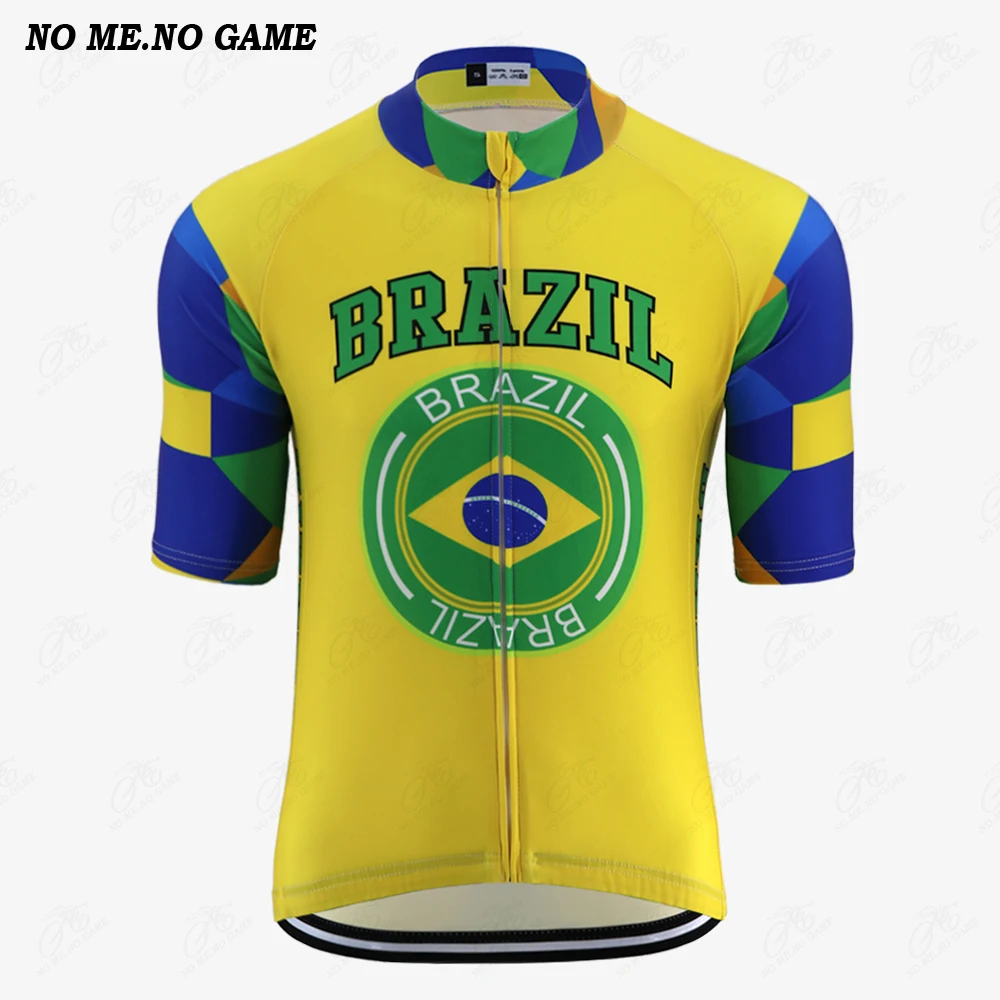 

Футболка мужская с эмблемой бразильского национального флага и эмблемой