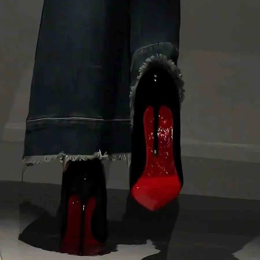 Женские туфли-лодочки из лакированной кожи на высоком каблуке