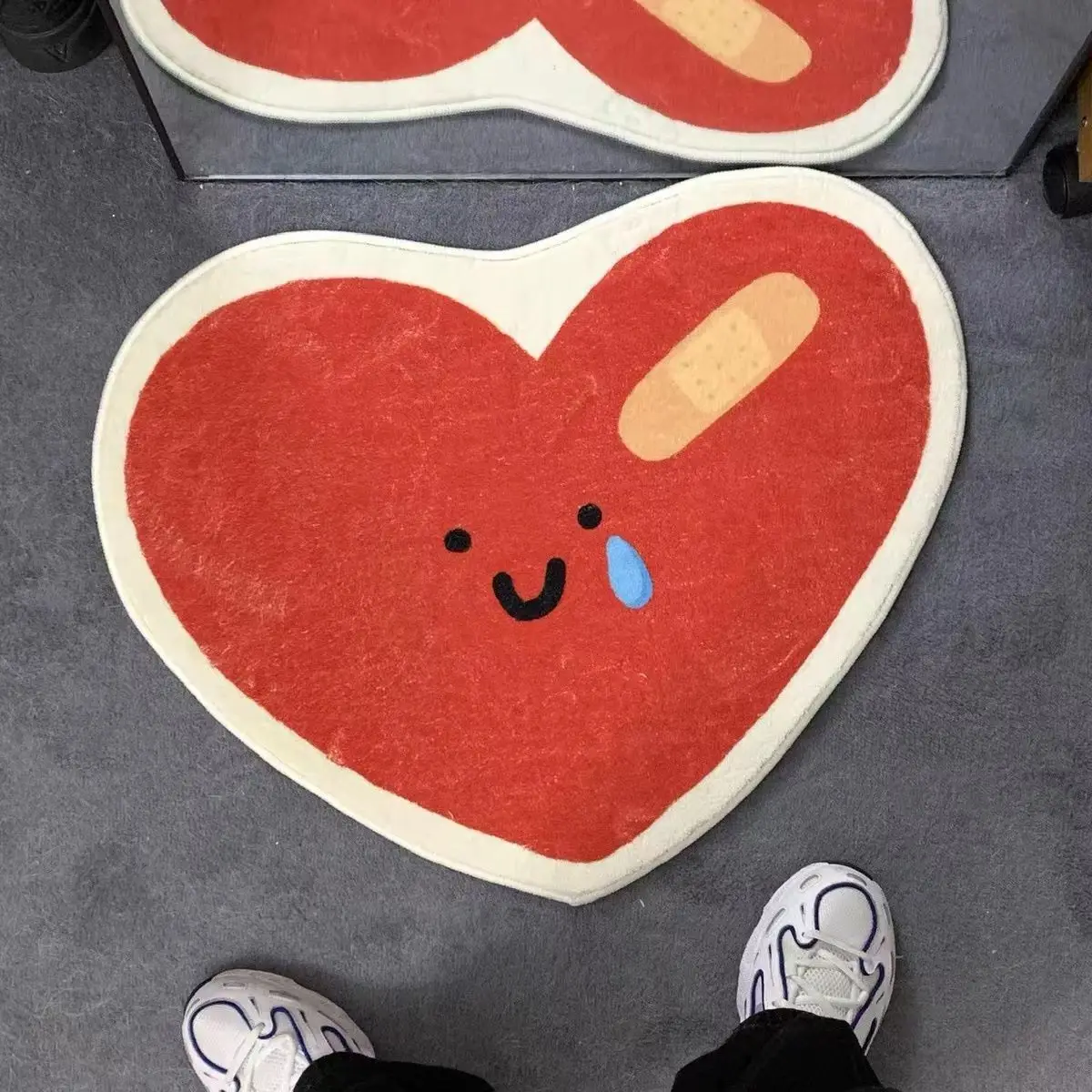 

Ins Little Red Heart-shaped Carpet Living Room Dresser Cloakroom Cartoon Bedside Blanket Entry Bathroom Door Mat