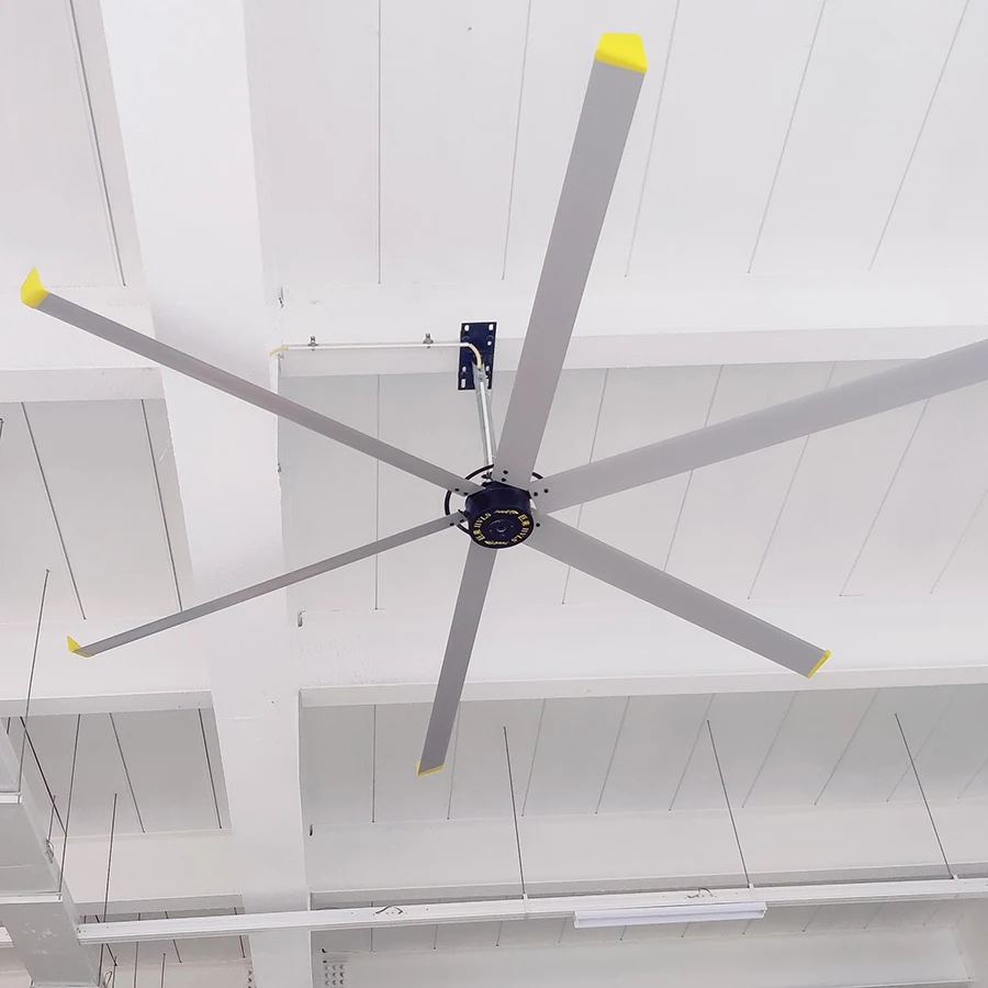 Фото Китайский промышленный потолочный вентилятор HVLS 4м (13 футов) с низким уровнем шума и большим воздушным потоком для гаражей, оптом №4