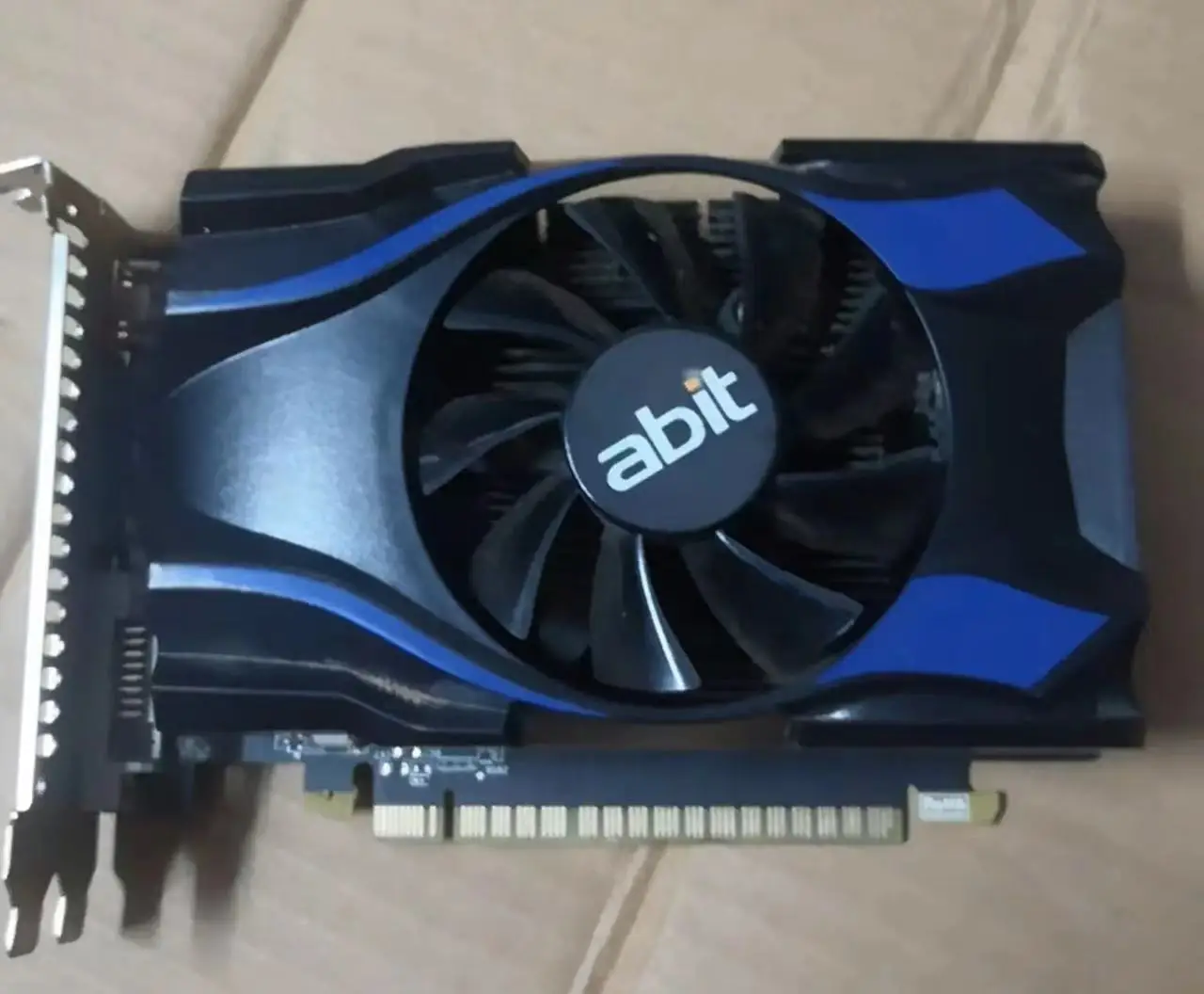 Игровая видеокарта GT730 4G 128 бит PCI-express2.0 16X 4 ГБ DDR3 для настольного компьютера