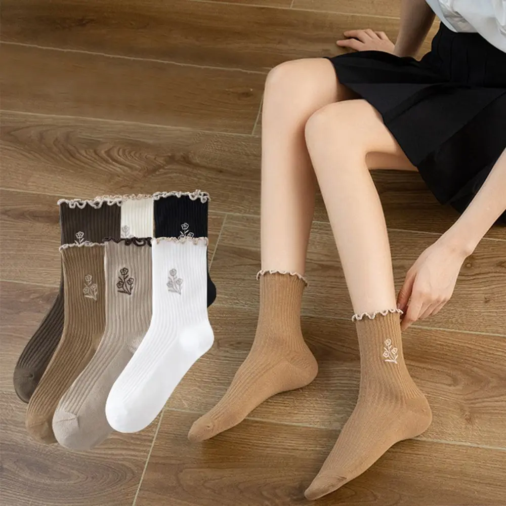 

Women Cotton Ruffles Socks Japanese Vintage Sweet Lolita Flower Sock Fashion JK Harajuku Socks Middle Tube Hosiery