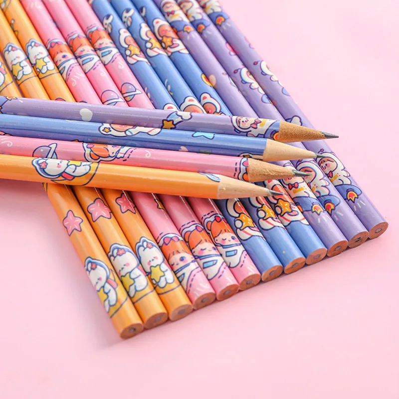 Дешевые карандаши с рисунком 4 шт. Симпатичные астронавтом для школы