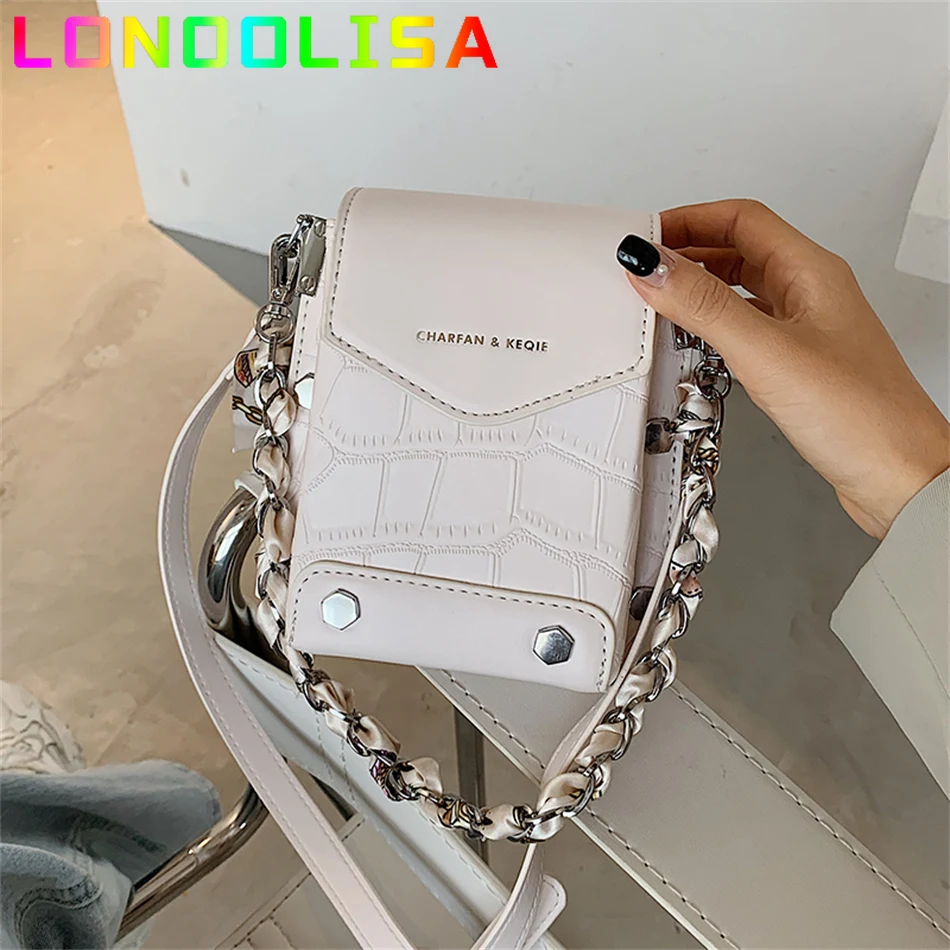 

Роскошные сумки через плечо из искусственной кожи с заклепками для женщин 2022 женские маленькие сумки и кошельки Женская дорожная сумка-мес...