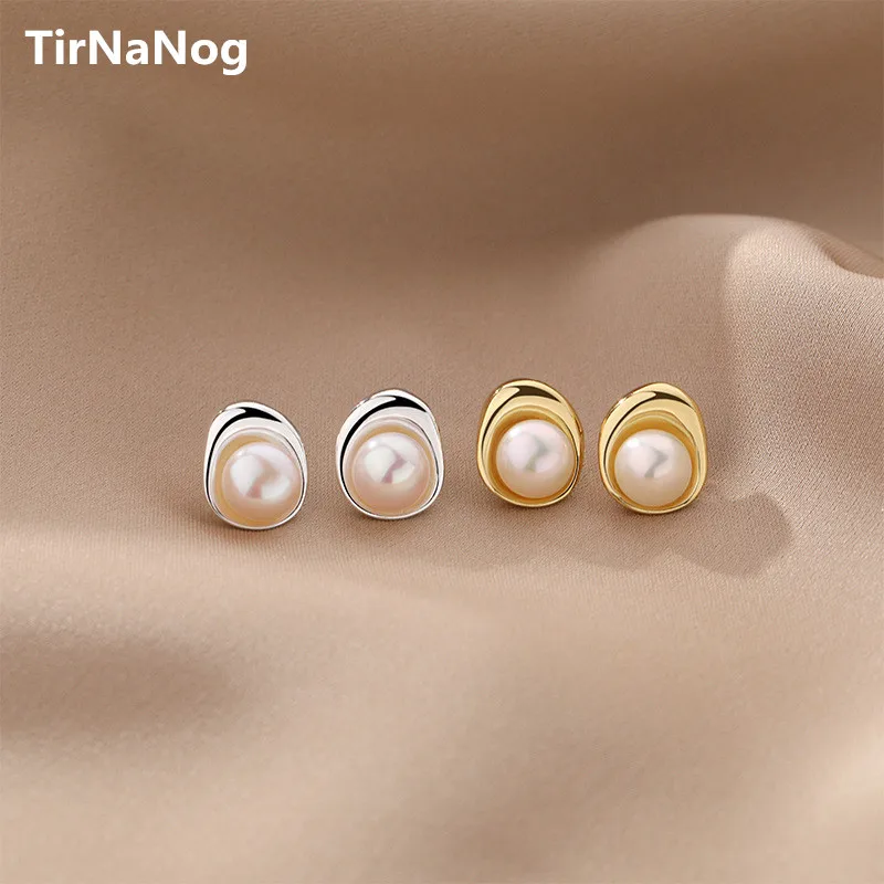 

French Irregular Baroque Abnormity Natural Freshwater Pearl Earrings Fashion Simple Retro Metal Button Earrings Women Present