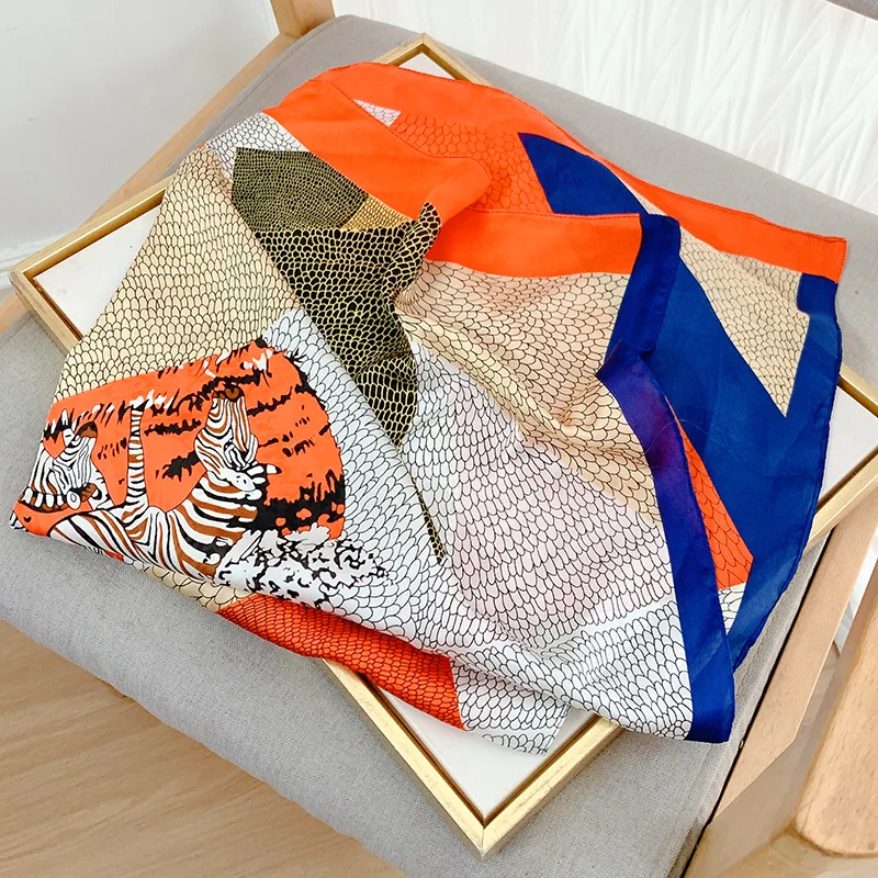 

Four Seasons Small Silk Scarf Popular 70X70CM Travel Scarves Fashion Print Beach Sunscreen Kerchief Female 2022 Style Headcloth