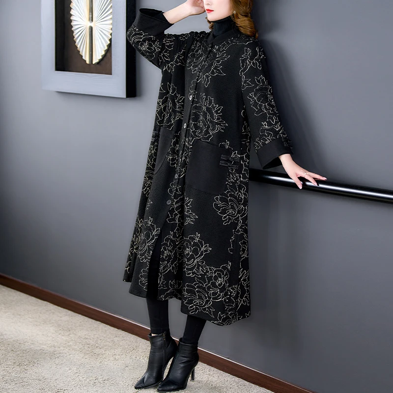 Рисунок 2 - Женский жаккардовый Тренч среднего возраста