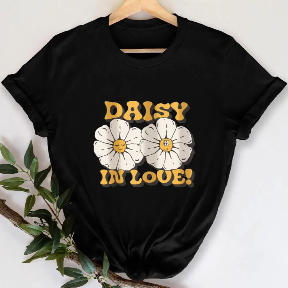 

Daisy In Love New Arrival Print 100%Cotton Women Tshirt Funny Summer Casual Short Sleeve Top Nature Tee Valentine's Day Gift