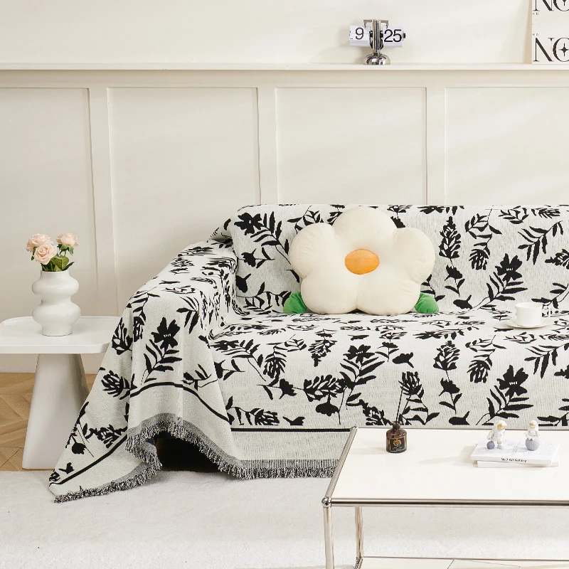 

Современный чехол для дивана с черными цветами для гостиной, украшение для дивана, полотенце, одеяло, универсальный нескользящий чехол для дивана с защитой от кошек на 1/2/3/4 сиденья