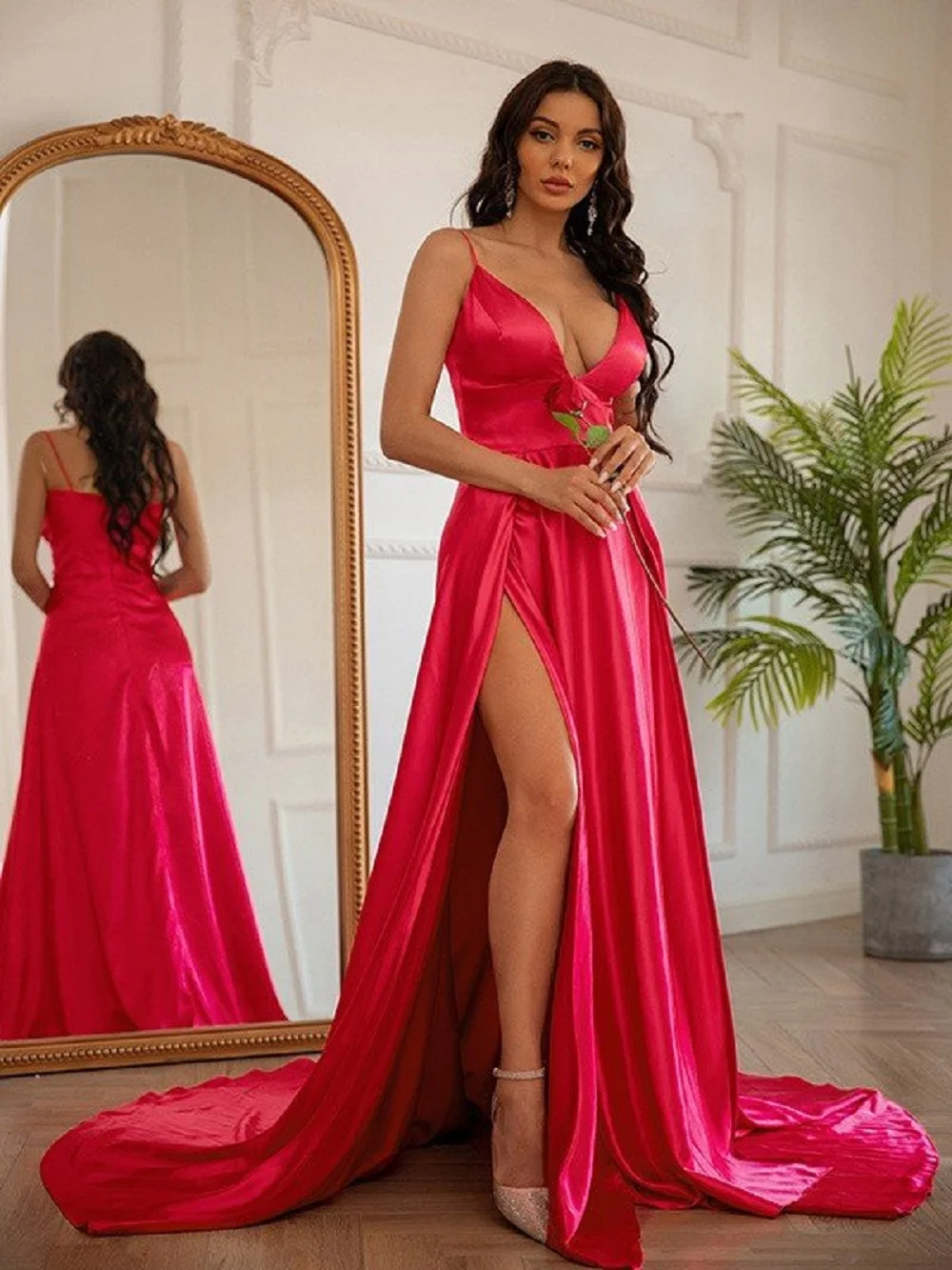 Купи Women's Satin A Line Prom Dress Long Sexy V Neck Spaghetti Strap Side Slit Formal Evening Cocktail Party Gown With Court Train за 3,904 рублей в магазине AliExpress