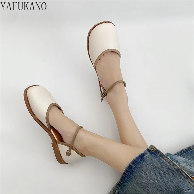 

Retro British Style Small Leather Shoes Chic Color Matching Design Mid Hollow Single Shoes 2022 New Square Toe Flat Sandals