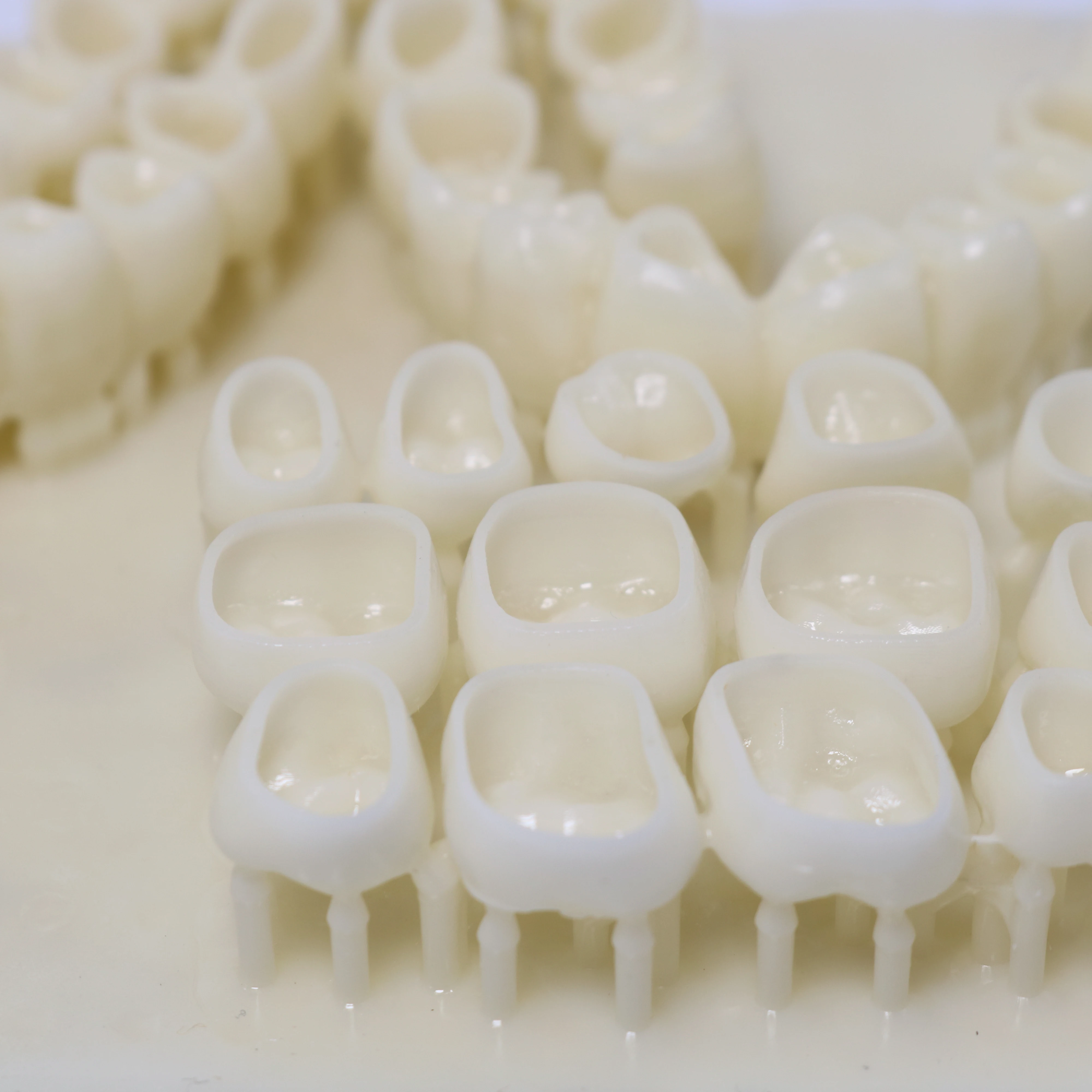 1 кг жидкой УФ-фотополимерной смолы 3164 Lab Ivory, высокоточный материал для 3D-печати моделей с использованием технологий LCD и DLP. (art.: 3920dcb508cc2) - 3920dcb508cc2