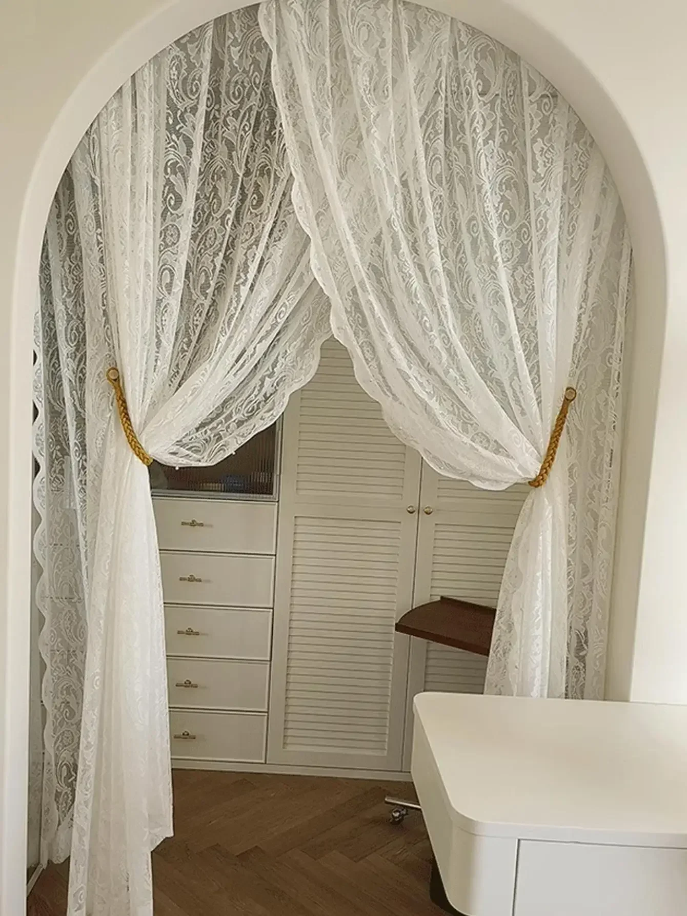 Занавеска на окно