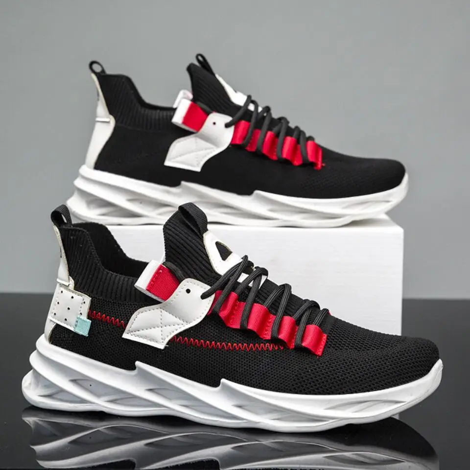 2022 autumn new men's shoes breathable mesh casual sports shoes men's shoes large size Korean running shoes Martin