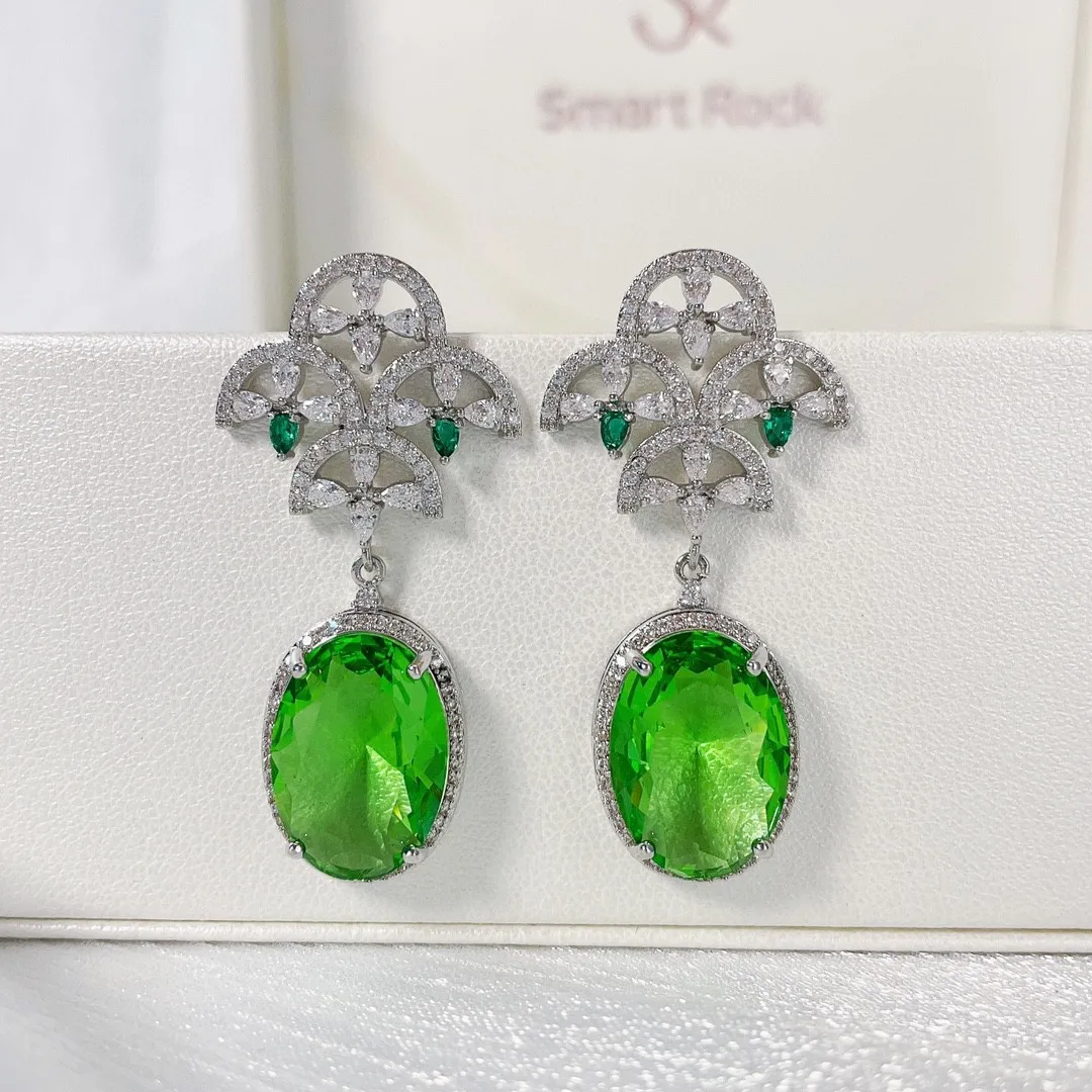 

Женские серьги-подвески из серебра 925 пробы, с фианитом