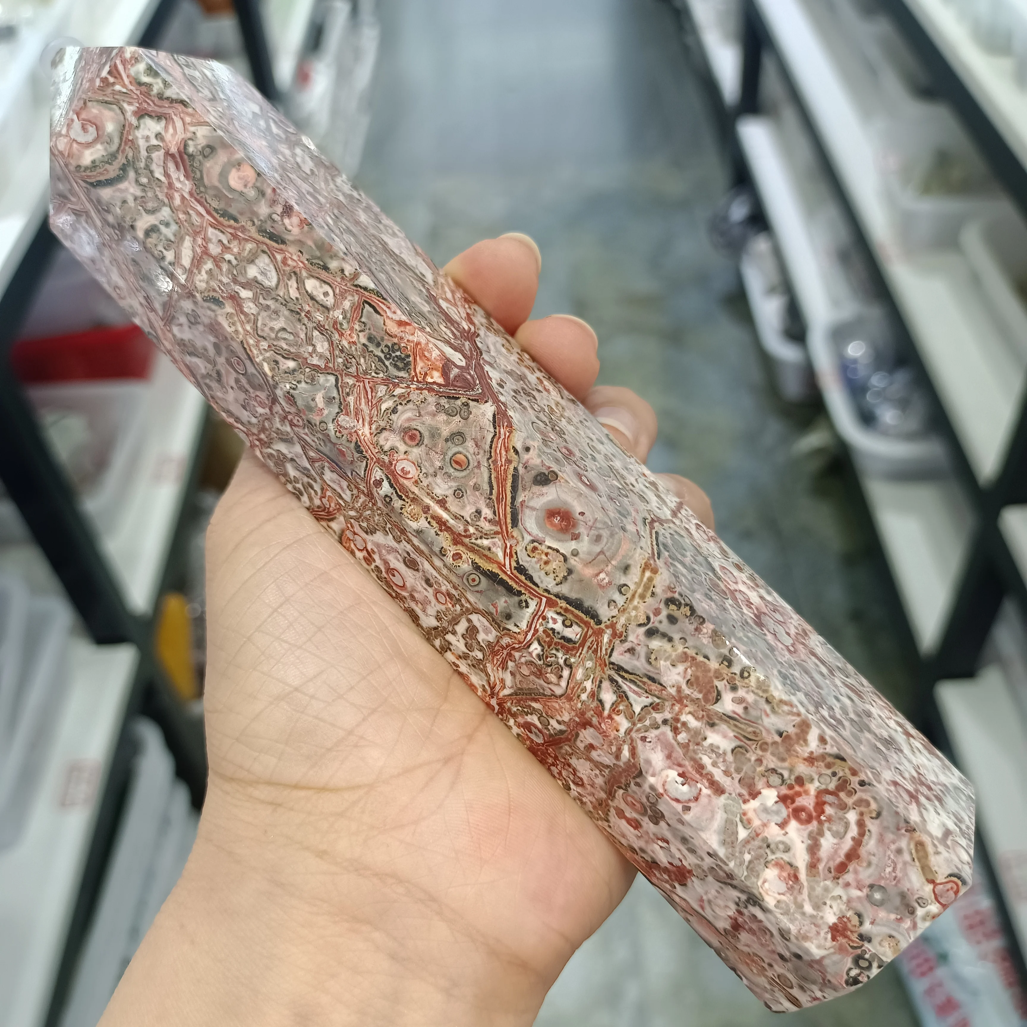 

NATURAL LEOPARD PRINT STONE COLUMN CRYSTAL ENERGY HEALING DECORATION