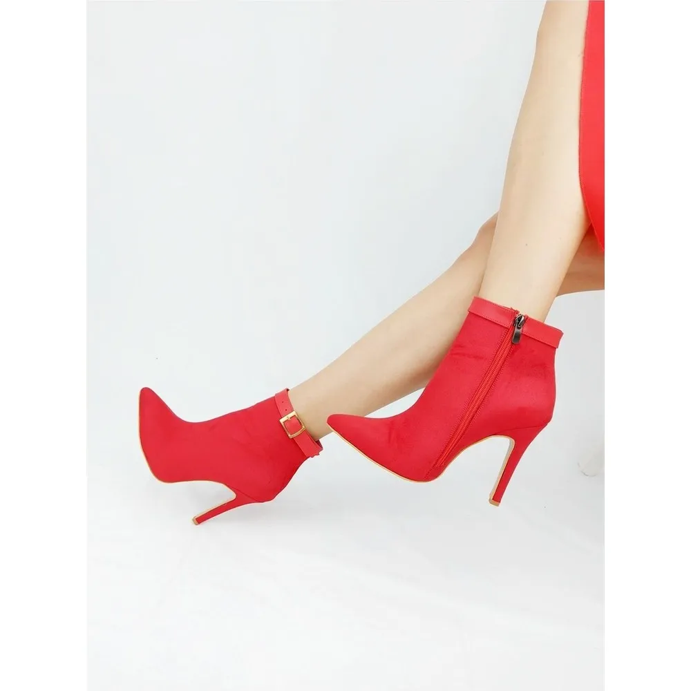 

Dorlie Ventos Red Suede Stiletto Heels Boots