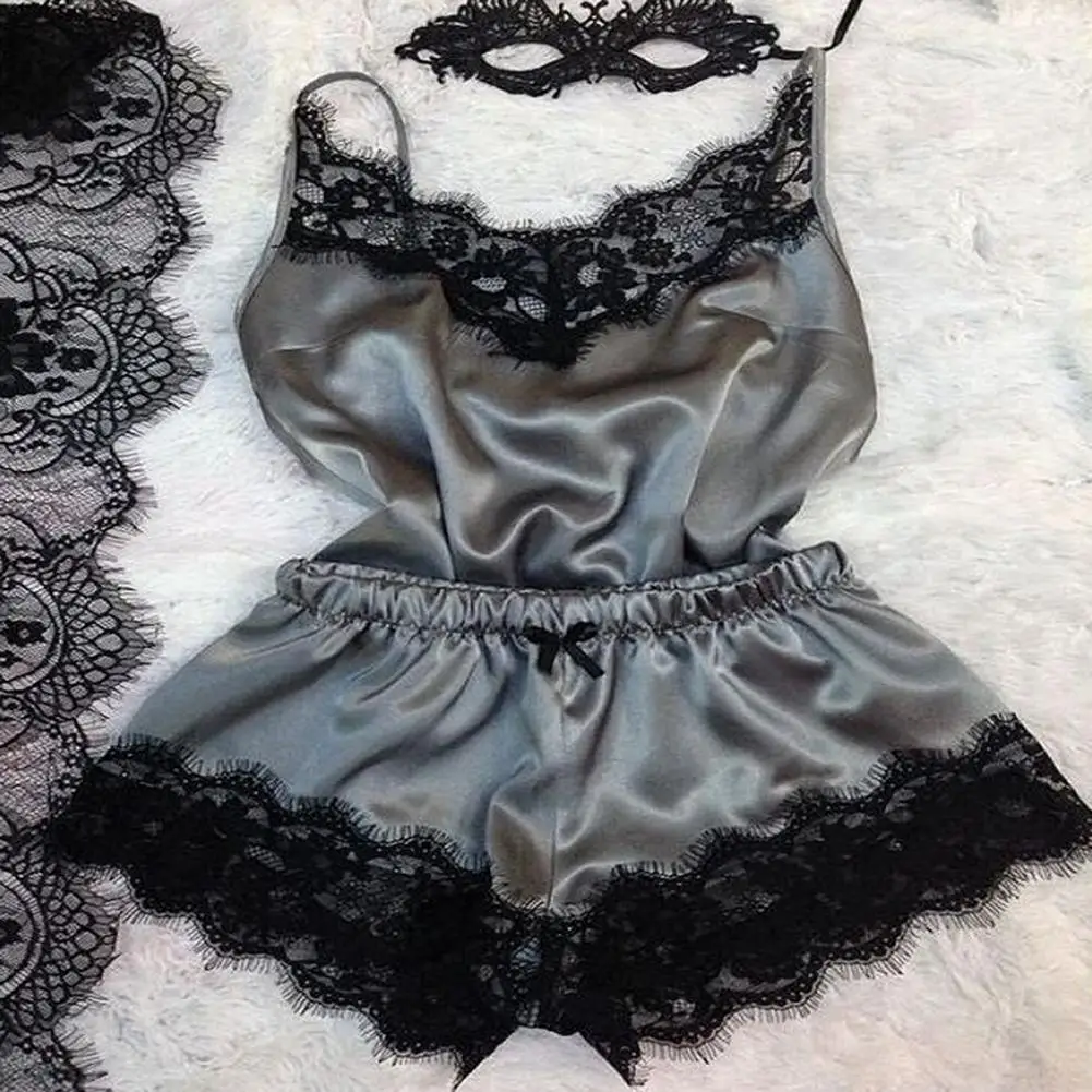 

Stylish Nightdress Set Imitation Satin Spaghetti Strap Vest Shorts Set Bow Soft Pajama Set for Vacation