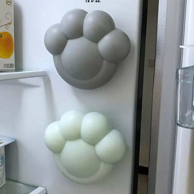 

2022New Remover Odor Suction Cup Cat Bear Claw Shape Bamboo Activated Carbon Case Refrigerator Deodorizer Fridge Freshener Porta