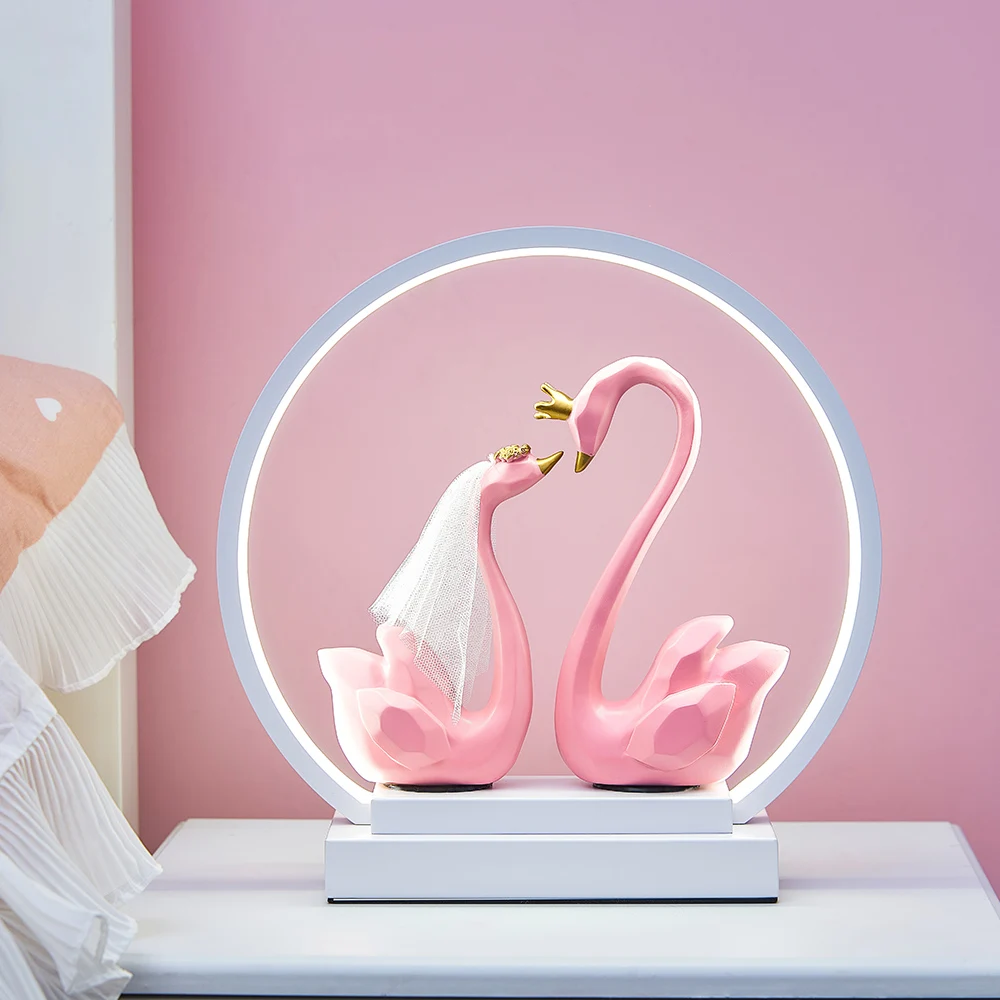 

Romantic Home Decor Couple Swan Bedside Lamp Modern Bedroom Creative Animal Sculpture Table Lamp Desktop Decoration Accessories