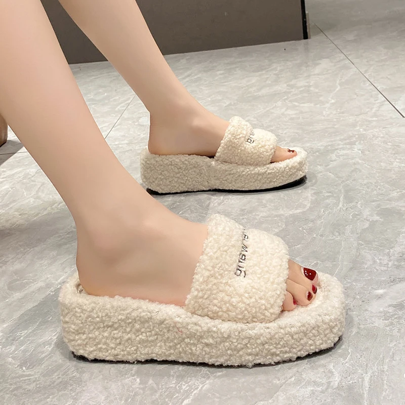 Platform Slippers Women New Fluffy Slippers Women Fashion Wedges Women Shoes Thick Bottom Casual Slippers for Women