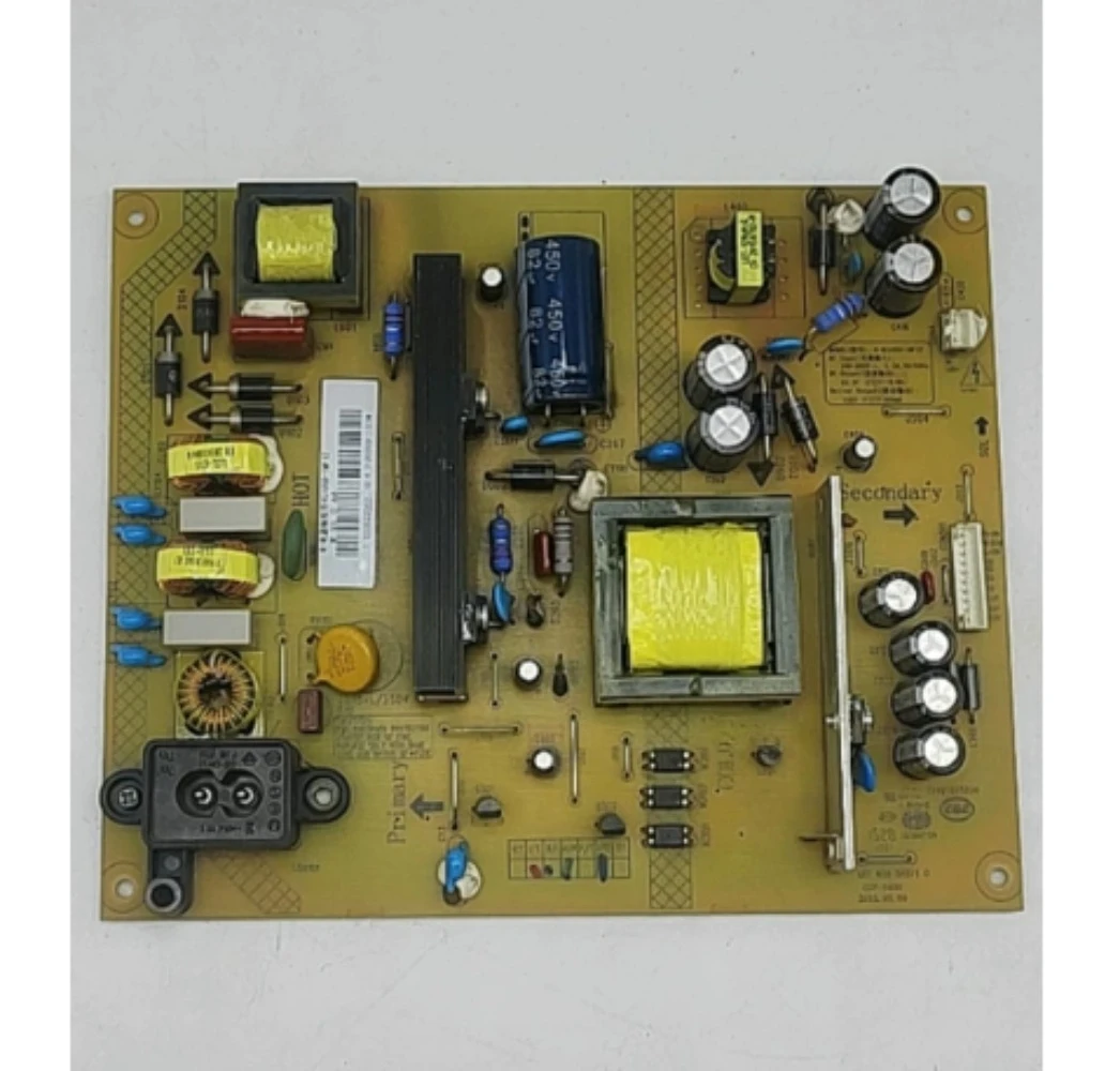 Фото Плата питания для 43-дюймового смарт-телевизора LED R-HS105D-1MF12 XR7.820.585 №1