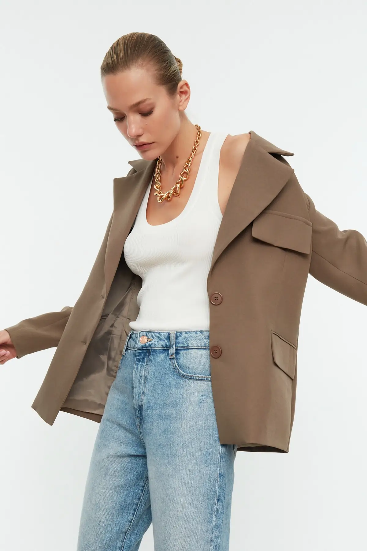 

Mink Buttoned Blazer Jacket TWOSS22CE0077