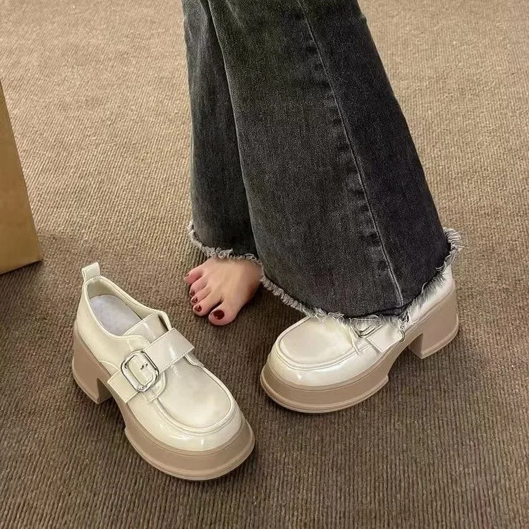 

Туфли женские на низком каблуке, из искусственной кожи, на толстой подошве, с ремешком и пряжкой