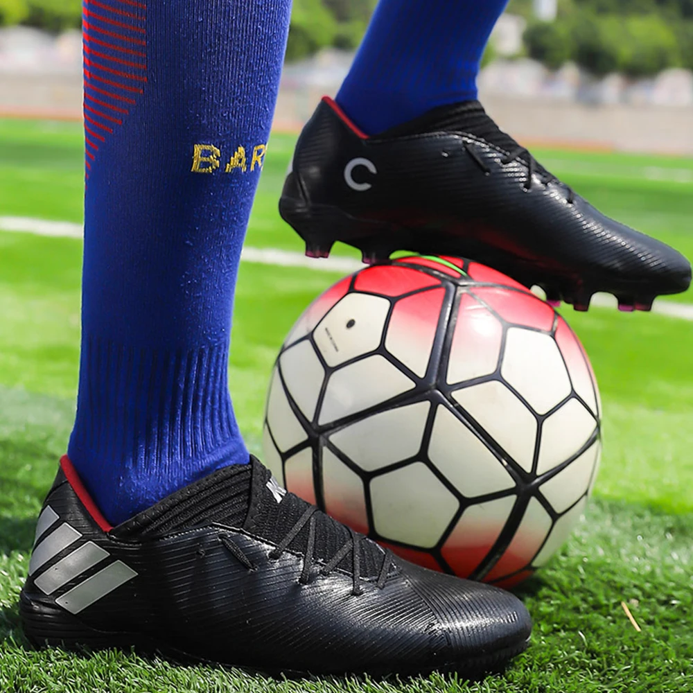 Men's Football Shoes Grass Football Ankle Boots Non-slip Unisex Indoor Football Shoes Futsal Training Shoes 35-45