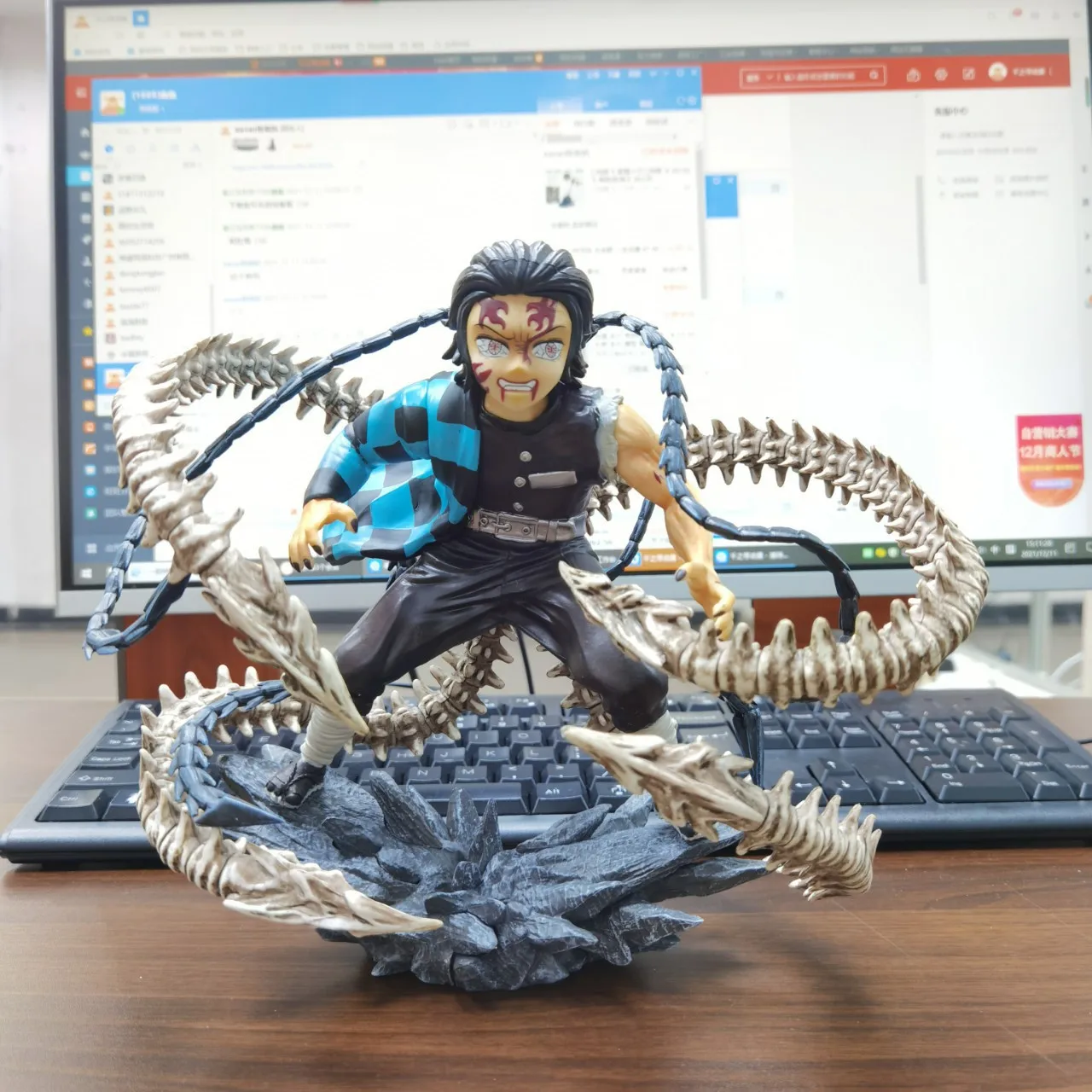 Аниме Demon Slayer Kamado Tanjirou cos Kibutsuji Muzan Фигурки ПВХ Модель Статуя Настольный Декор