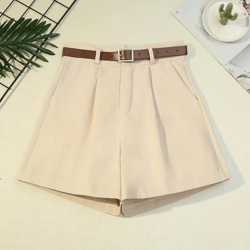 

Женские прямые шорты с завышенной талией 2021