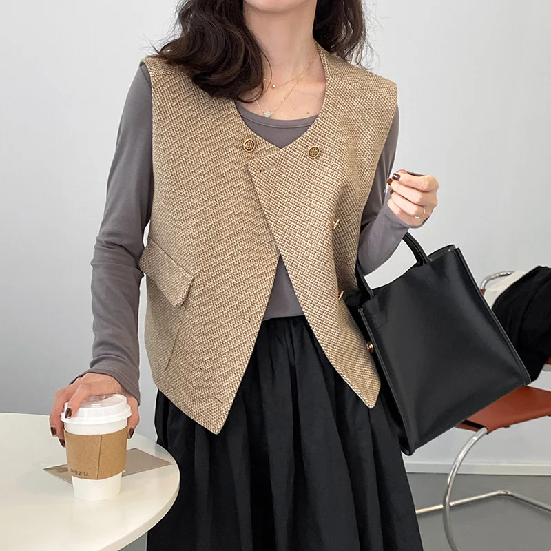 

Women's Flap Detailed Tweed Vest 2022 Autumn Elegant Sleeveless Top