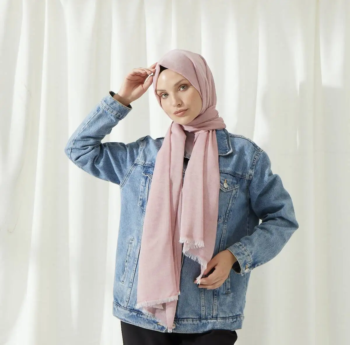

Miray Pamuk shal Pembe