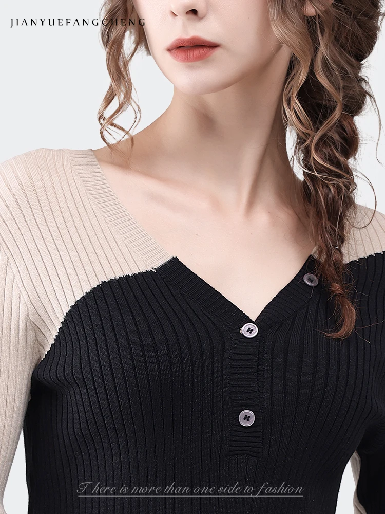 Женский трикотажный свитер с V-образным вырезом и длинным рукавом