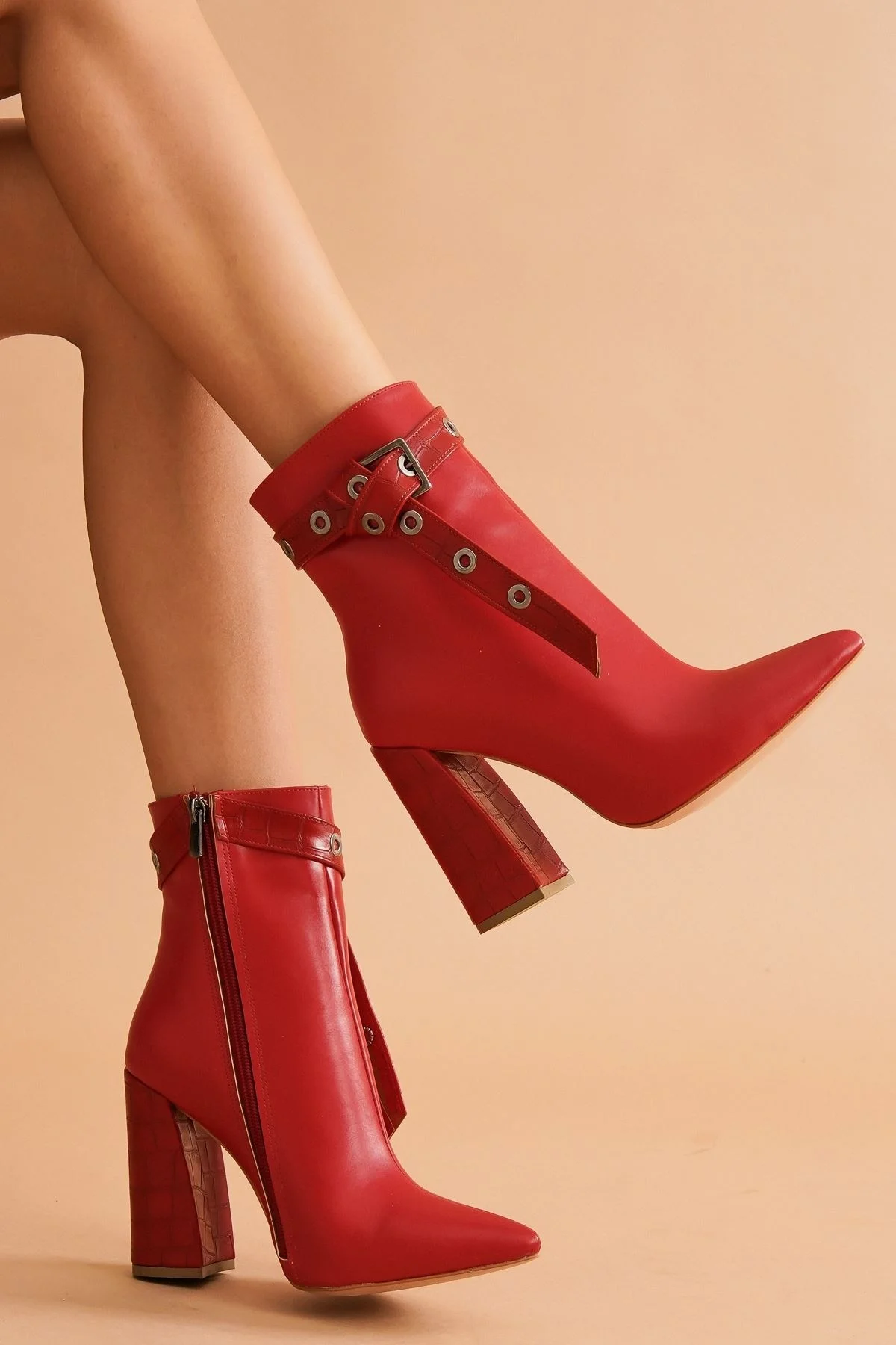 

Cristina Red Skin High-Heeled Women 'S Boots