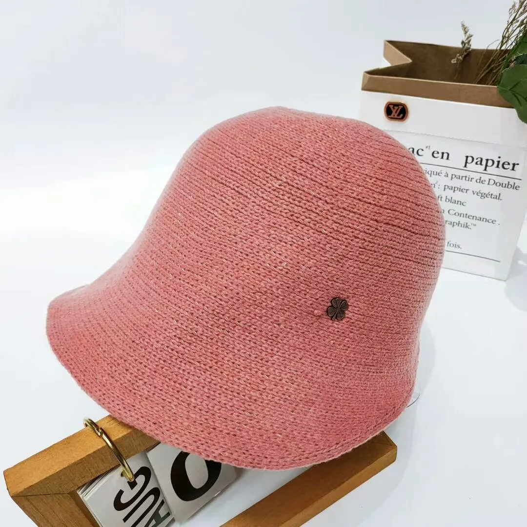 

Small Leaf Knitted Bucket Hat for Female Four Seasons Front Big Back Small Brim Retro Beret Fisherman Hat Travel Basin Hats