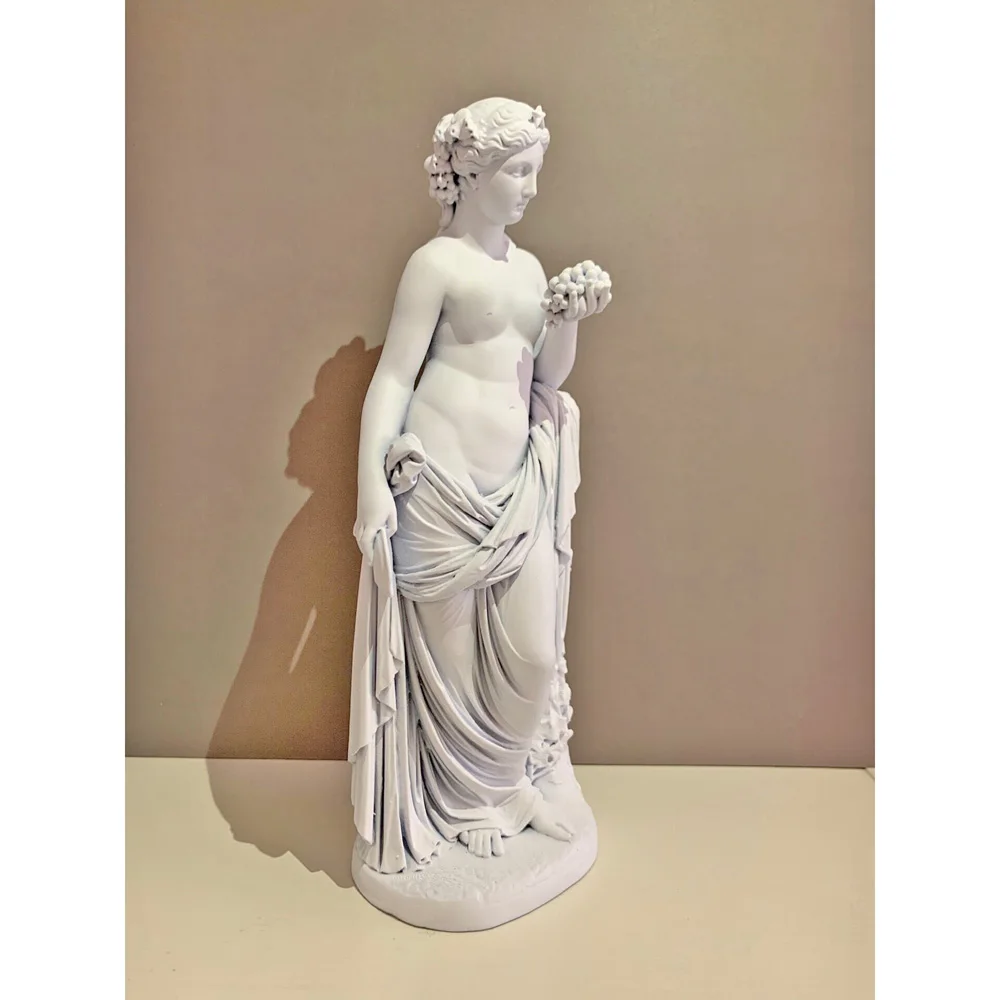 Афина богиня 5 класс. Афина формы. Бронзовая статуя афины-воительницы (промахос). Афина формы. Афина паллада бронзовая.