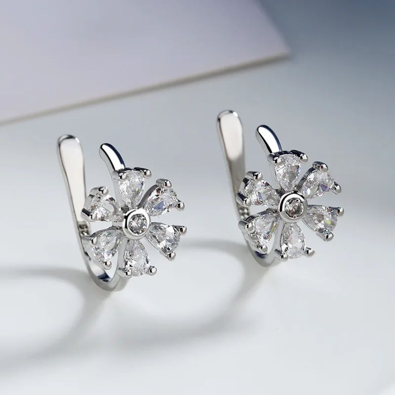 1 Pcs Zircon Daisy Ear Clip Earrings For Women Girls Fashion Flower Ear Cuff Ear Party Silver Color Jewelry Gift