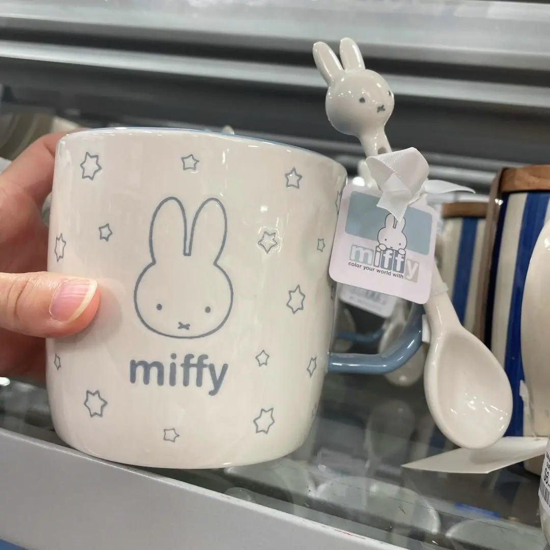 Фото Кружка Miffy Good Looks: вместительная, из керамики и фарфора, для всей семьи, для напитков, подарок, изящная, милая, очаровательная, кавайная, нежная №1