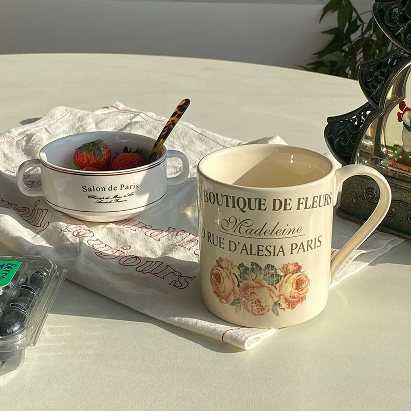 

Кофейные кружки в стиле ретро с изображением французской розы, бежевые керамические чашки для молока и завтрака для женщин, кружка для посл...