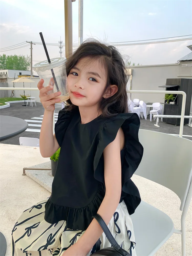 

Children's Suit Girl Baby Ruffle Sleeveless Baby Shirt+Capri Pants Two Piece Set Kids Clothes Girls 3t 4-6y