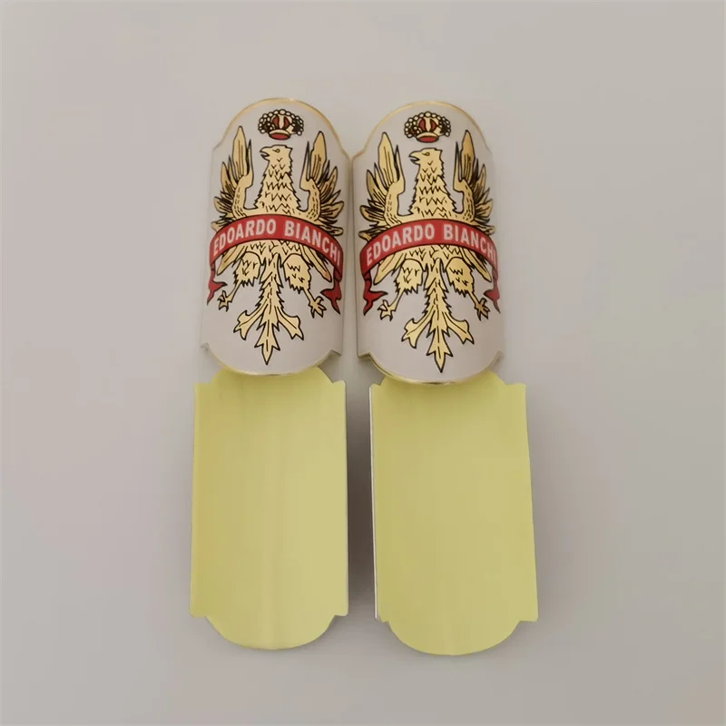 Велосипедный значок с логотипом Bianchi изготовленный из мягкого алюминиевого