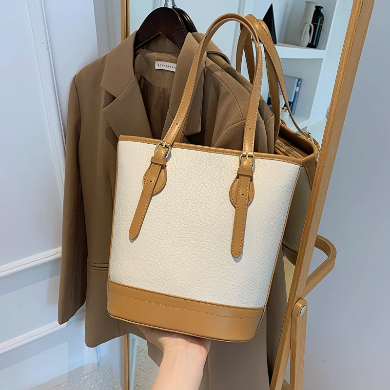 

Ladies Bags on Sale 2023 High Quality Summer Large Capacity and Versatility Bucket Zipper Wind Casual Simplicity Handbag