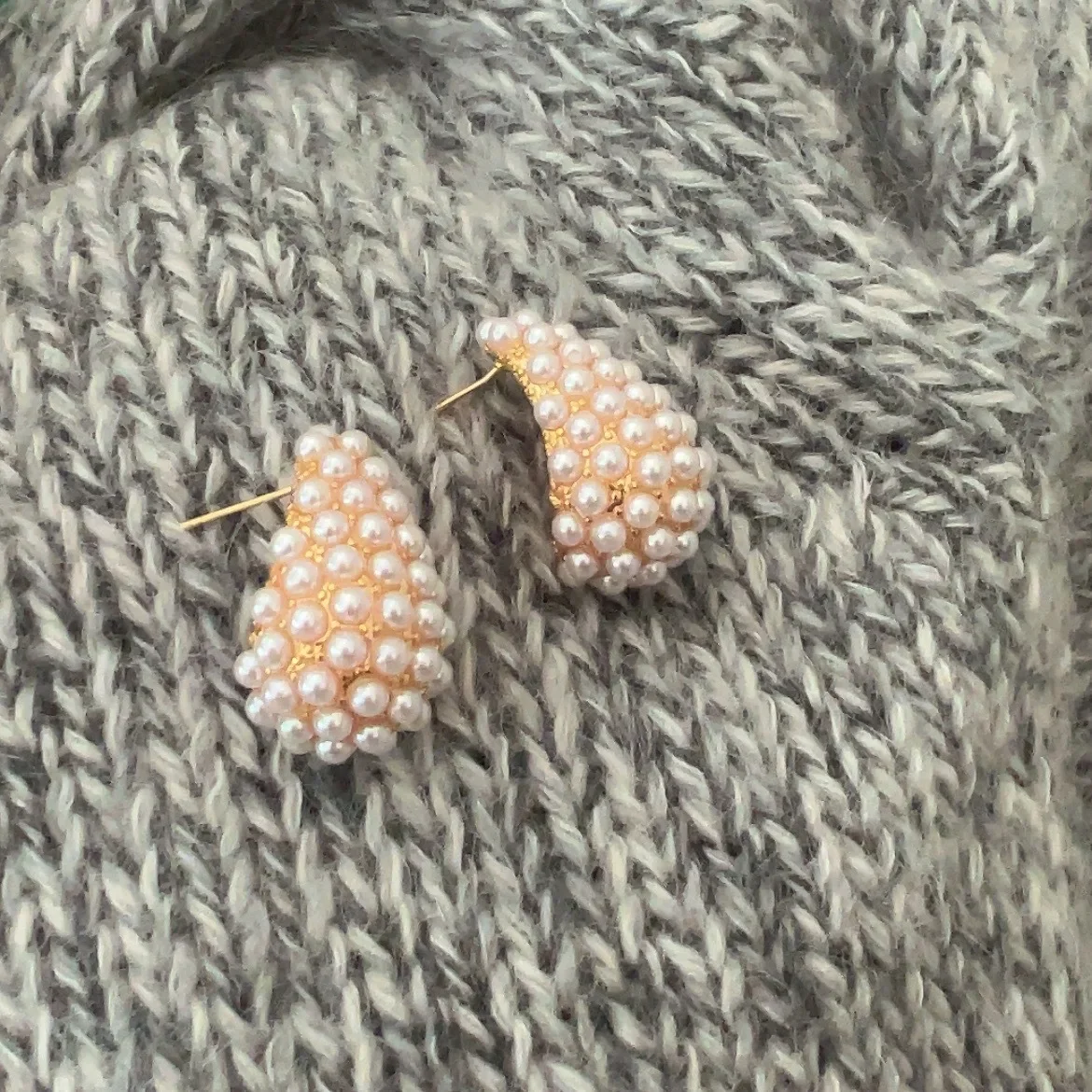 Серьги-подвески из меди с искусственным жемчугом