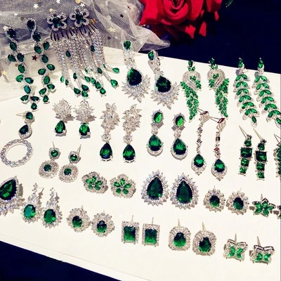 2022 новые роскошные квадратные серьги с зелеными кристаллами AAA кубический