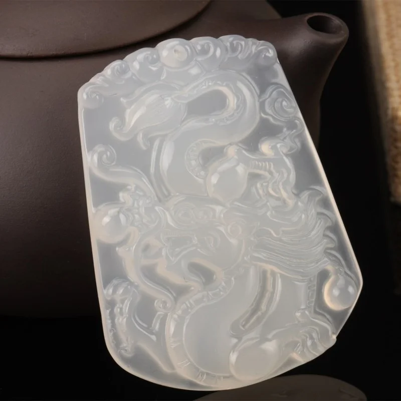 

Agate White Frost Wyrm Pendant Seiko Carved High Ice Transparent Zodiac Dragon Pendant