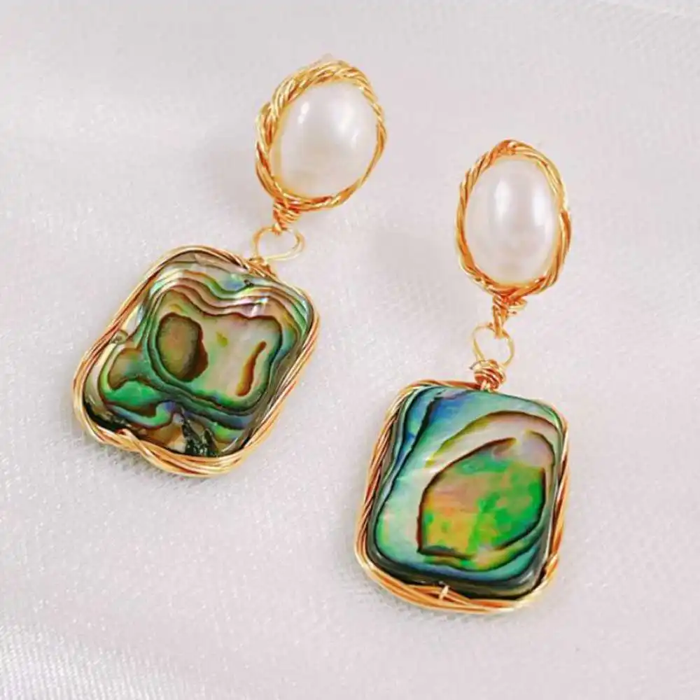 

Natural Abalone shell Baroque White pearl Earrings Party Freshwater Wedding Halloween FOOL'S DAY Lucky Thanksgiving Hook