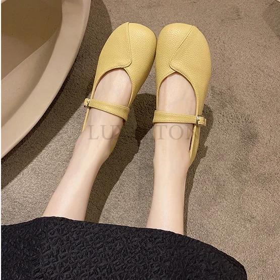 Туфли Мэри Джейн с круглым носком кожаные туфли на одной линии закрытым модная