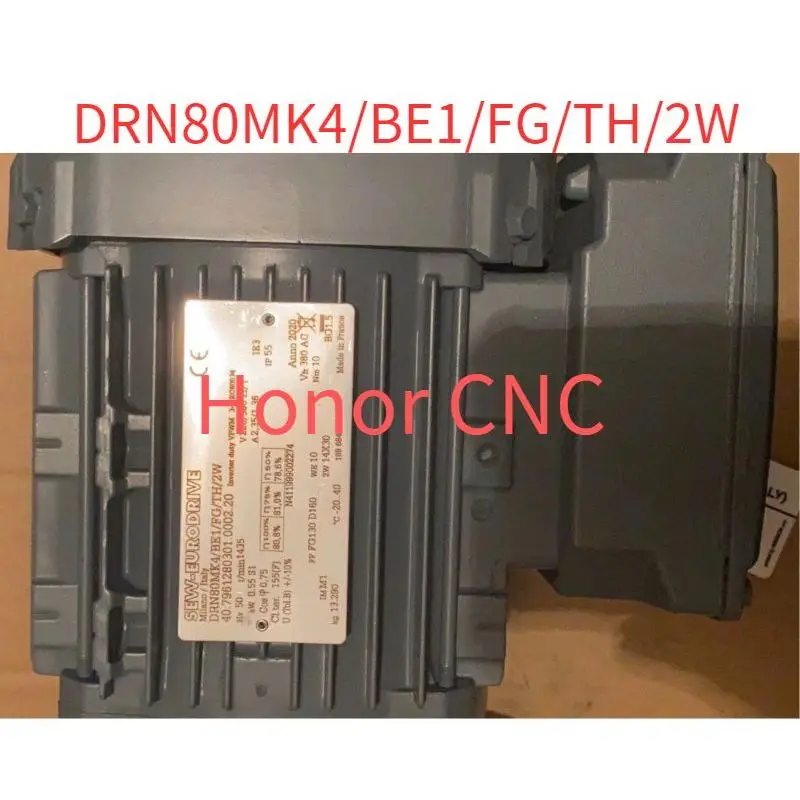 

DRN80MK4/BE1/FG/TH/2W DRN80MK4 BE1 FG TH 2W Новый серводвигатель