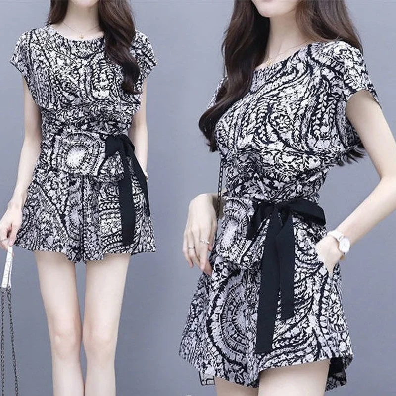 

Summer Clothes Women Printed Casual Short Sleeve Tops + High Waist Wide Leg Shorts Suit 2 Piece Sets Womens Outfits 2022 E56